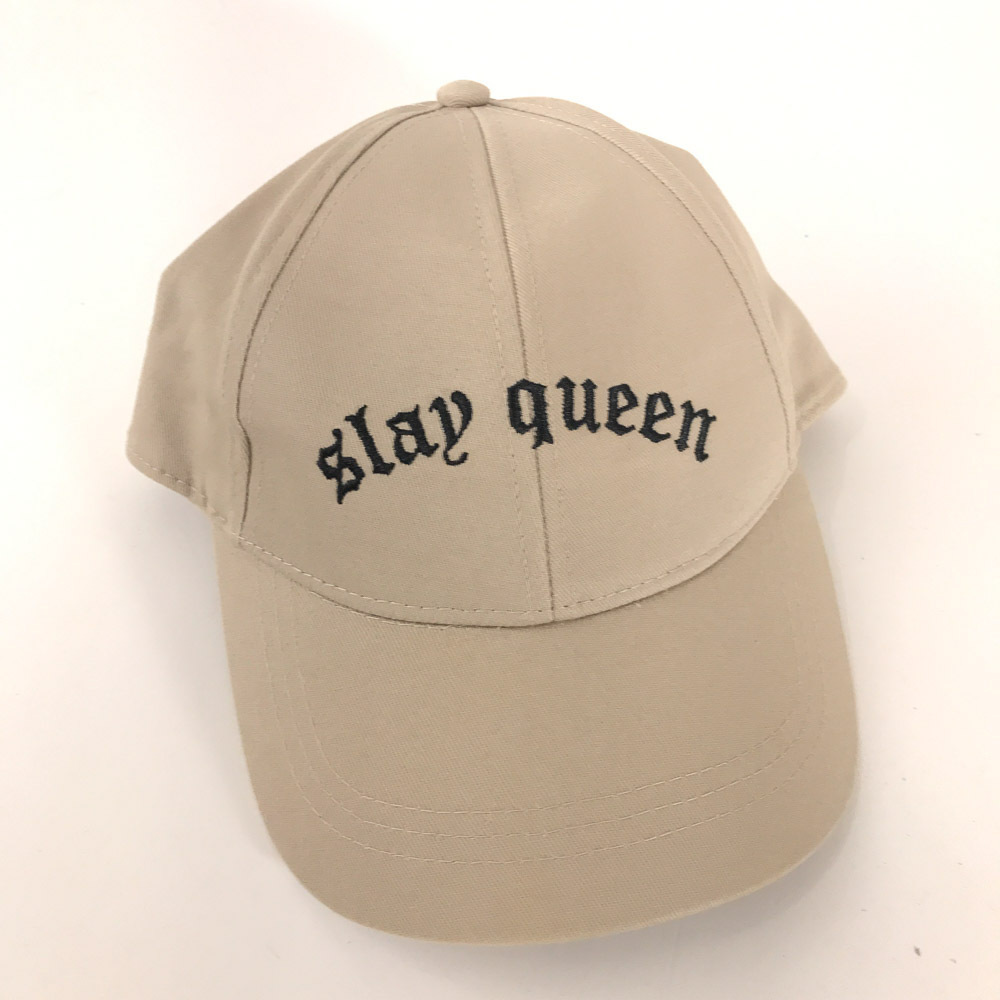 Slay Queen hat black lettering on beige cap Divided H&M